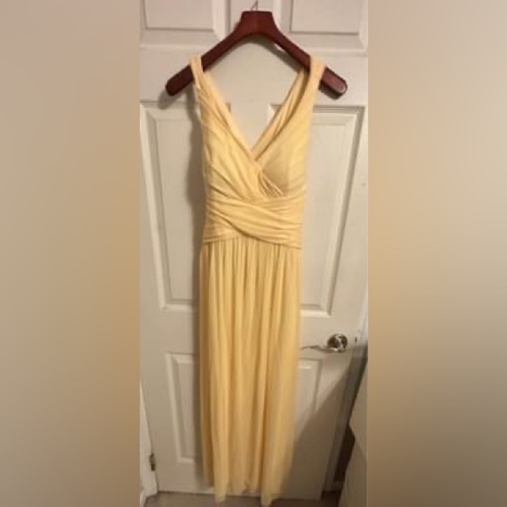 David’s Bridal Gown in CANARY size 12